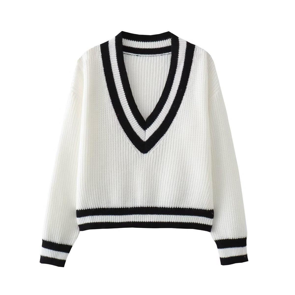 White Knitted Women Loose Sweater Long Sleeve