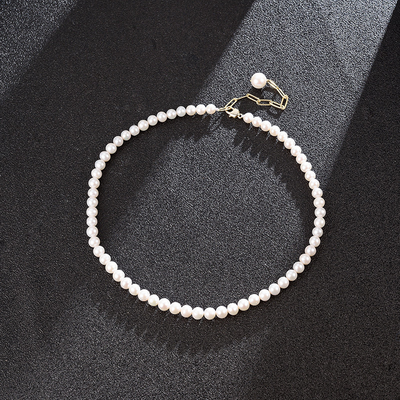 Korean Fashion Trend Baroque Freshwater Pearl Simple And Elegant Lady Temperament Small And Exquisite High Quality Necklace