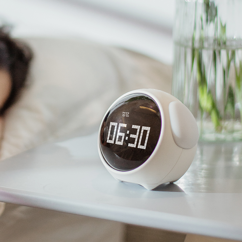 Children’s LED Expression Pixel Alarm Clock Intelligent Luminous Alarm Clock Student Bedside Snooze Digital Alarm Clock