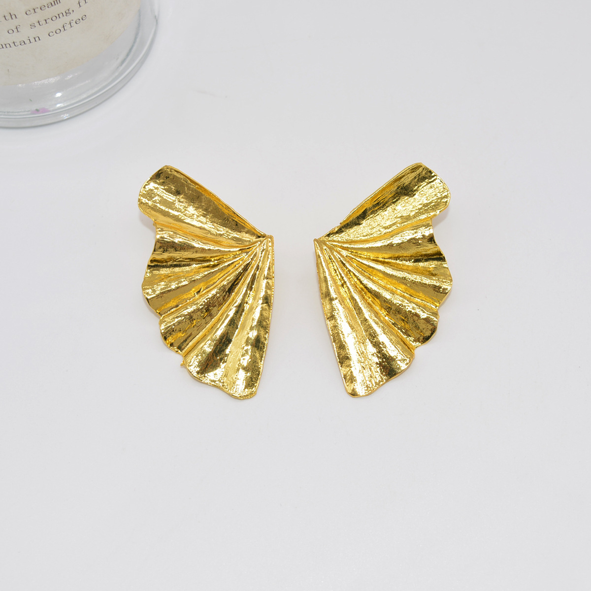 Personality Design Metal Vintage Leaf Earrings Simple Earrings Versatile Popular Earrings