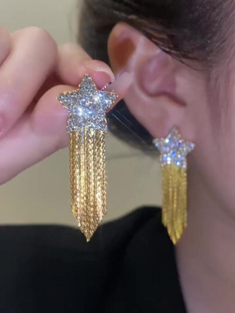 French Unique Design Sense Water Diamond Five pointed Star Tassel Earrings, Elegant and Luxury, Versatile Earrings and Earrings for Women
