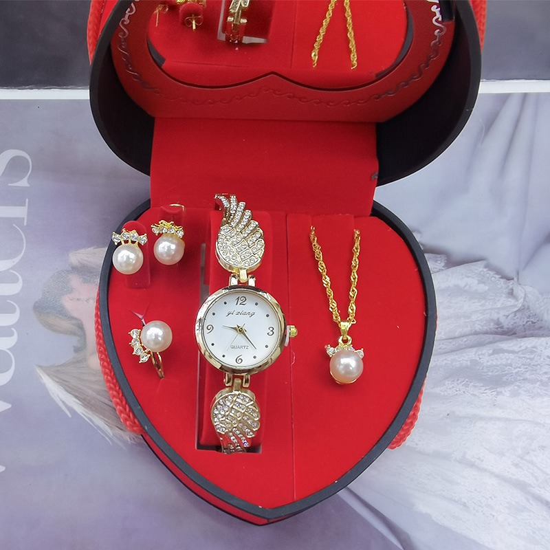 Valentine’s Day gift New Valentine’s Day Watch Jewelry Gift Box Fashion Women’s Watch Set