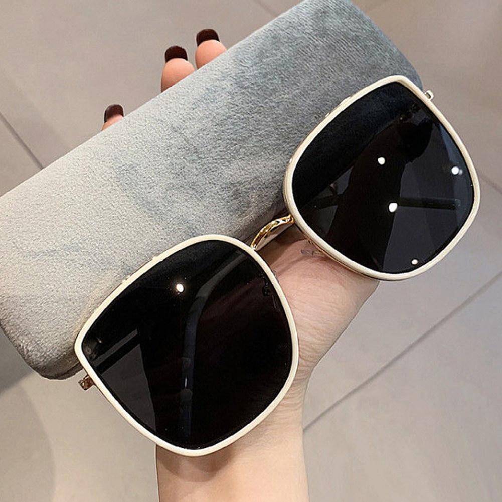 New Trend Square Sunglasses Women Vintage Oversized Sun Glasses Men Brand Designer Fashion Outdoor UV400 Sunglasses