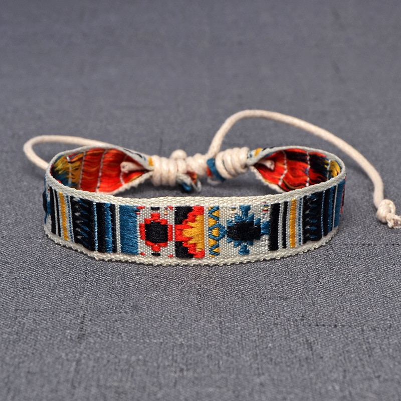 Bohemia Style Weave Rope Friendship Bracelets For Woman Men Cotton Handmade Charm Bracelet & Bangles Ethnic Jewelry Gifts