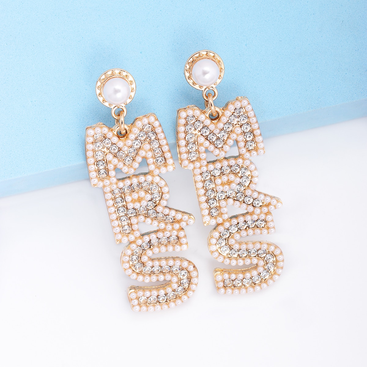 New Letter MRS Earrings Trendy Pearl Rhinestone Earrings For Women Jewelry Accessories Gift
